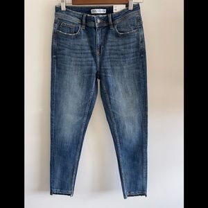 Zara Jeans